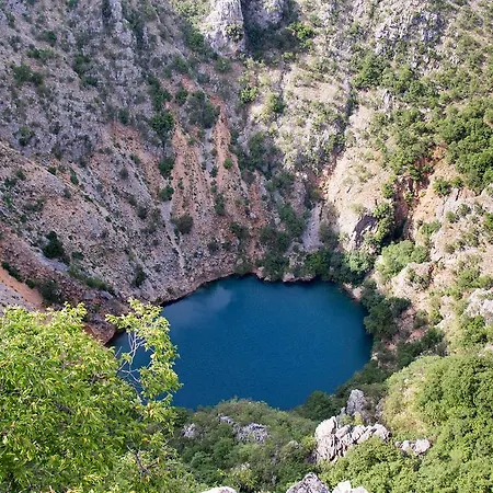 Seven Lakes Vila